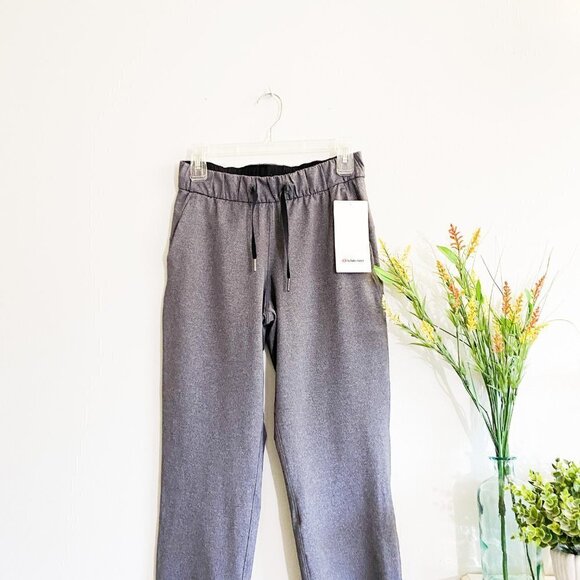 🌻 NEW LULULEMON On The Fly Crop Pants 4 Dark Gray Heather Workout Athletic Cute - Picture 3 of 7